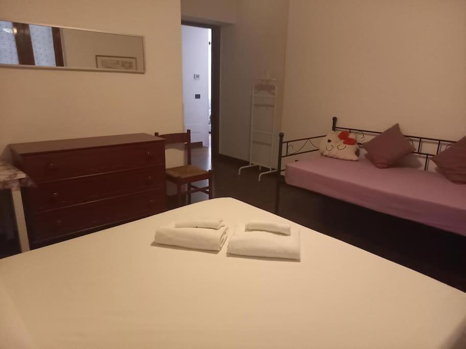 Comfortable Typical Old Style Apartment Milano Exteriör bild