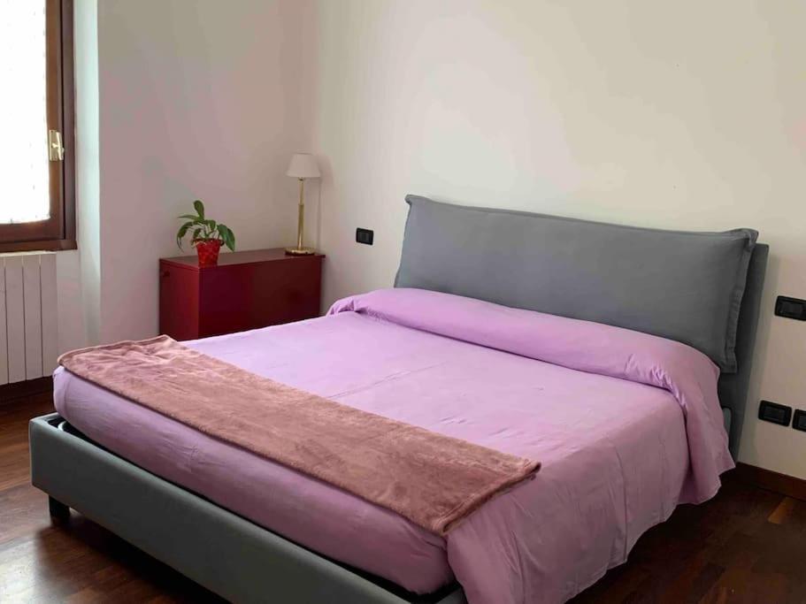 Comfortable Typical Old Style Apartment Milano Exteriör bild